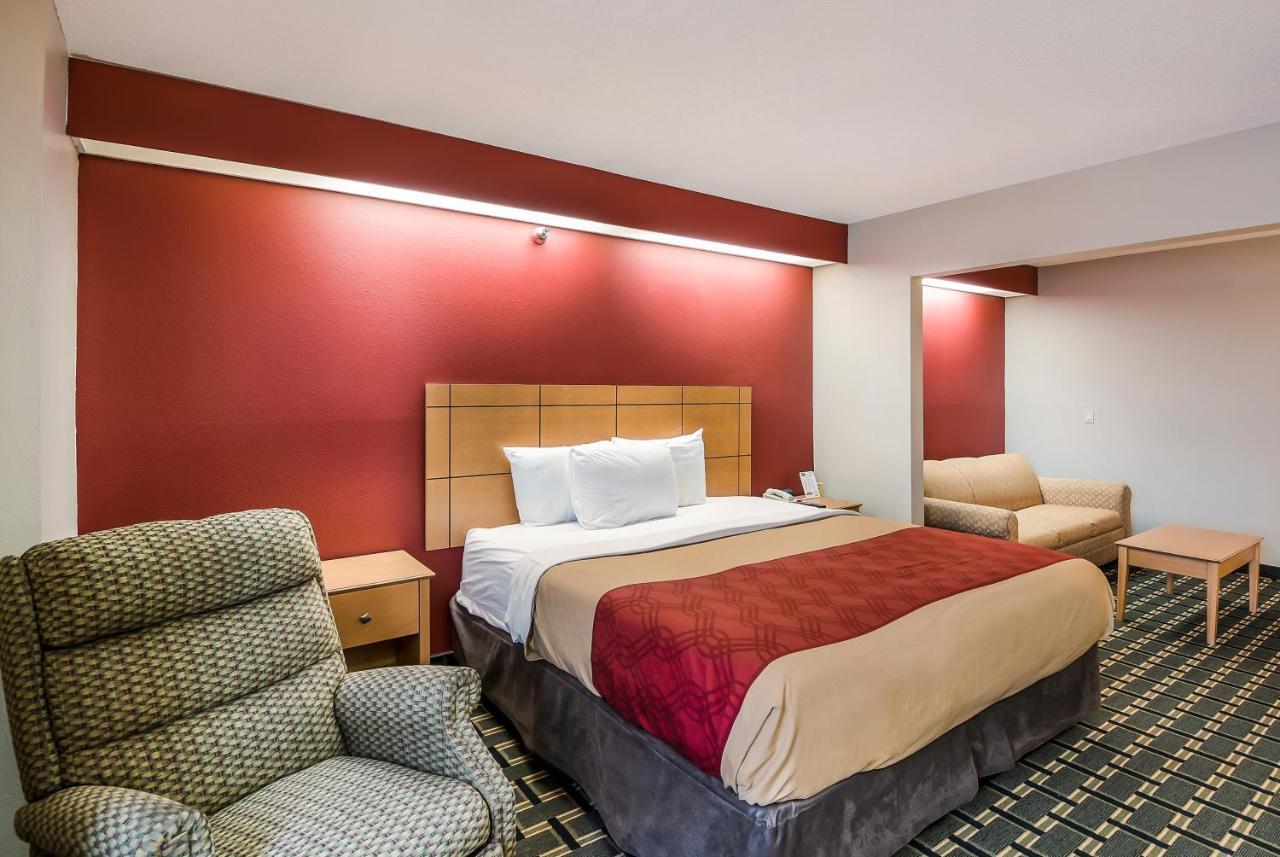 Econo Lodge Inn & Suites Peoria Illinois Екстер'єр фото